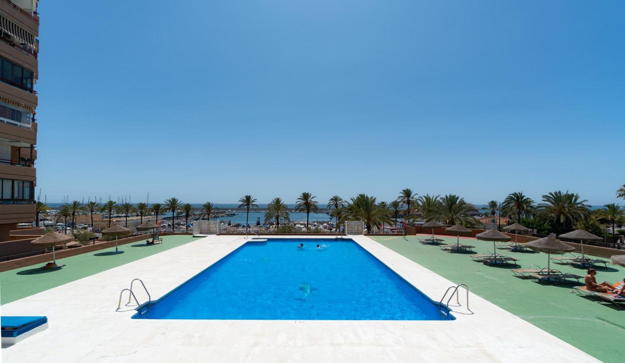 Sur Suites Palmeras 3 Fuengirola Exterior photo