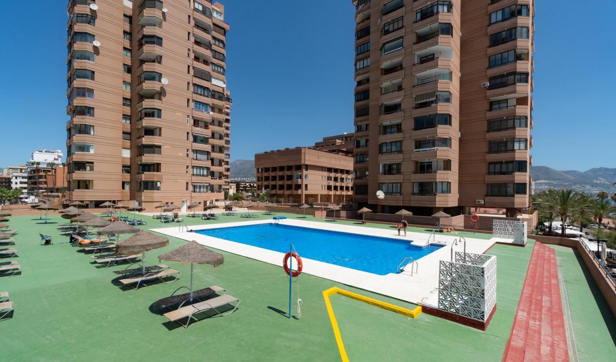 Sur Suites Palmeras 3 Fuengirola Exterior photo